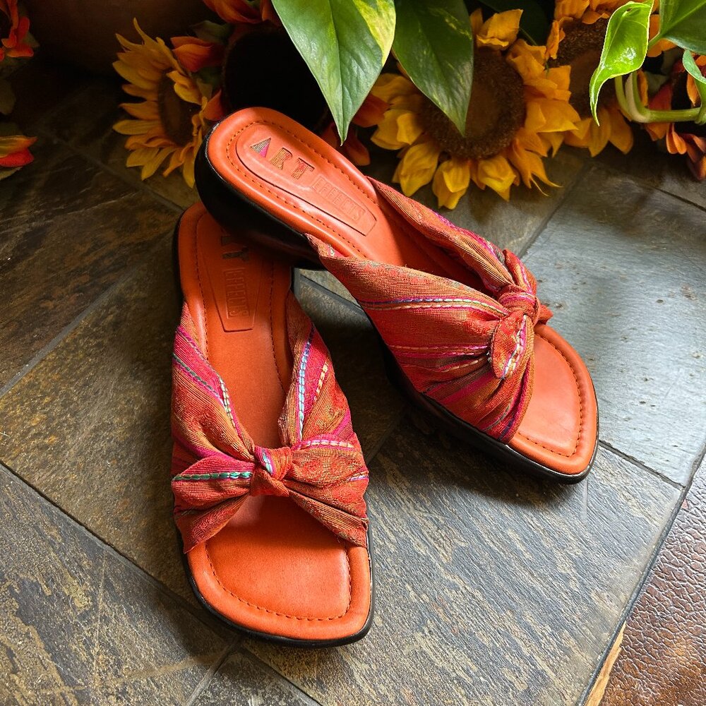 Art Effects Tropical Stripe Fabric Bow Sandals/Slides